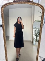 Art 4026 Düğme Detaylı Midi Siyah Elbise