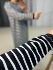 Dr 2482 Siyah Çizgili Denimli sweat elbise