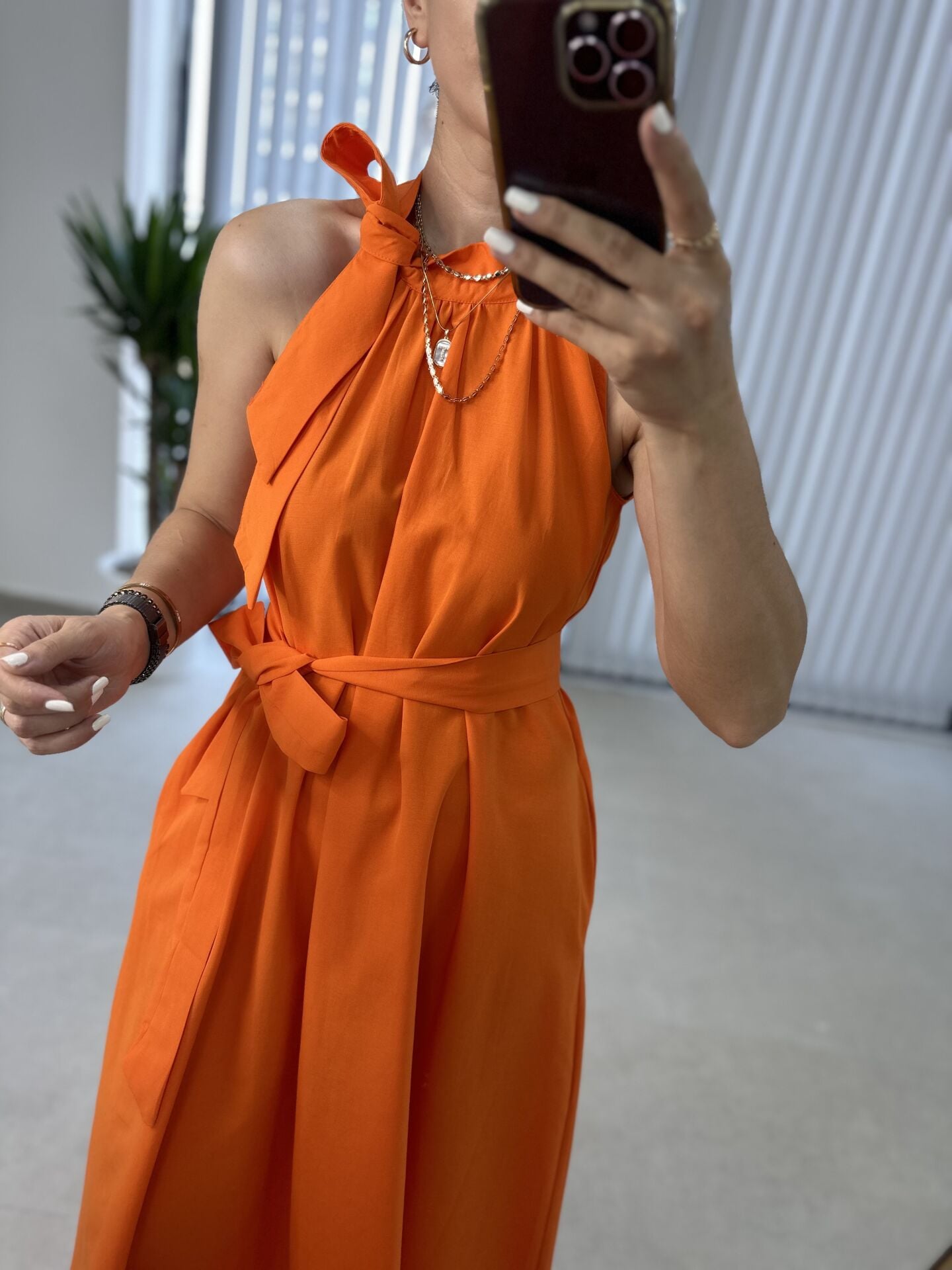 Halter Yaka Turuncu Bağlamalı Elbise