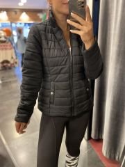 Siyah şişme mont