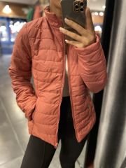 Gül kurusu şişme mont