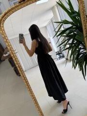 My 3872 Kare Yaka Siyah Nakışlı Elbise