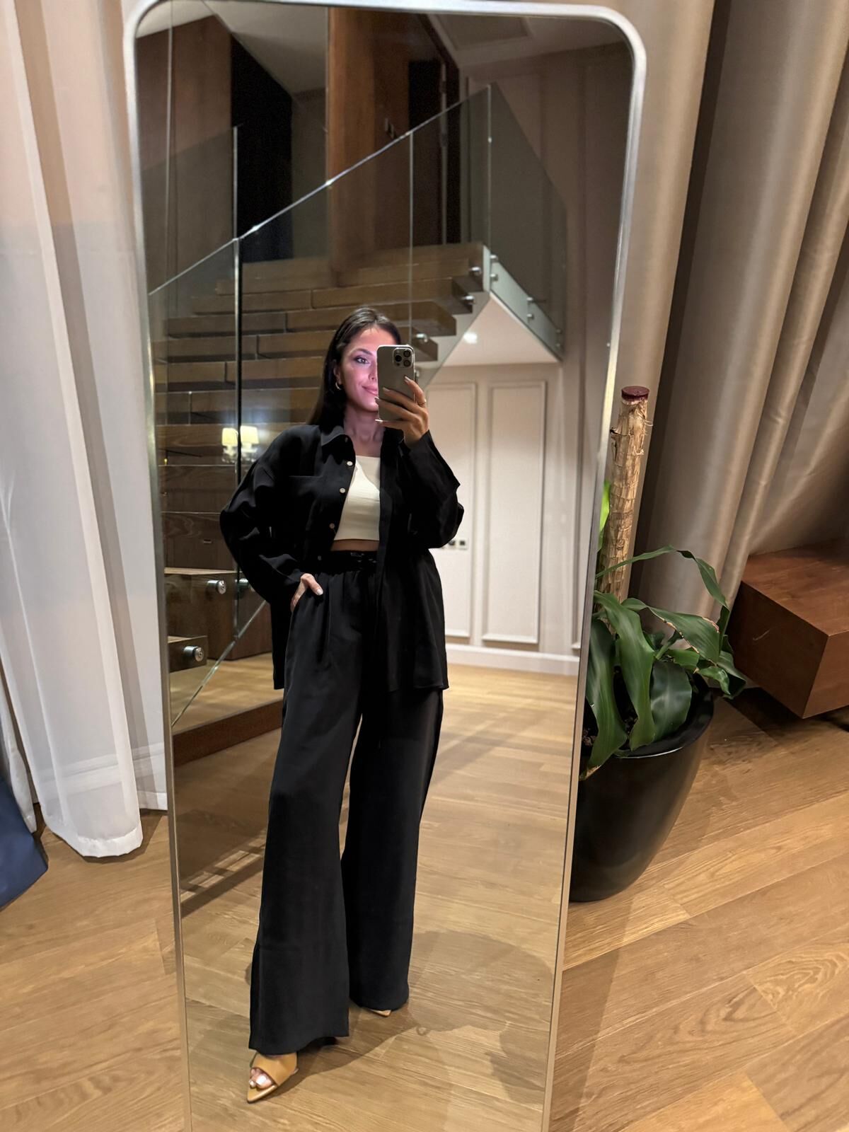 La 5628 Bel Büzgülü Tensel Siyah Takım