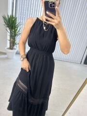 Krinkıl Halter Yaka Siyah Elbise