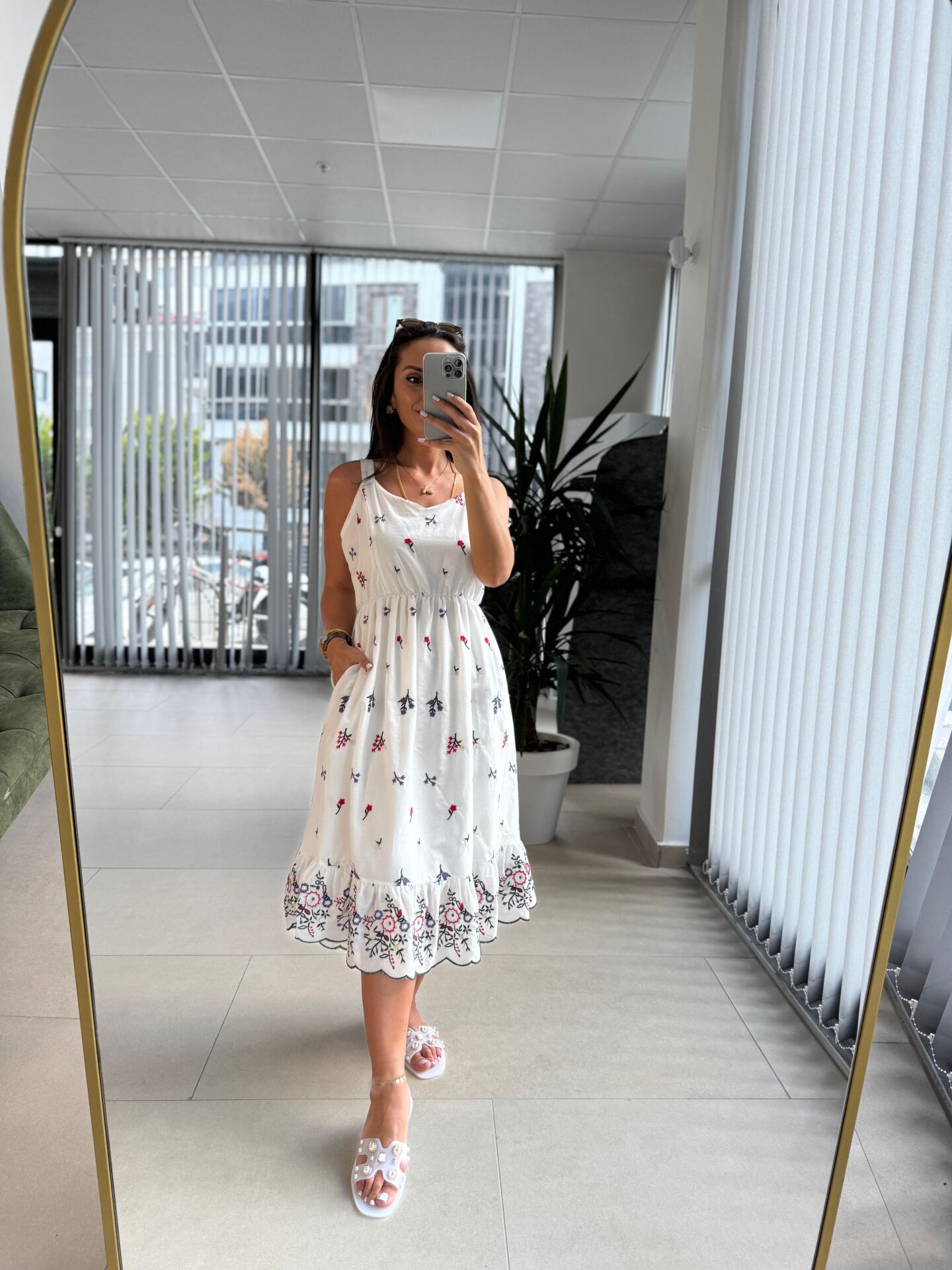 Bb 28950 Ekru Nakışlı Elbise