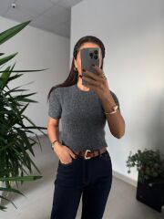 Dv 10703 Yumoş Pul Detaylı Kısa Kollu Gri Kazak