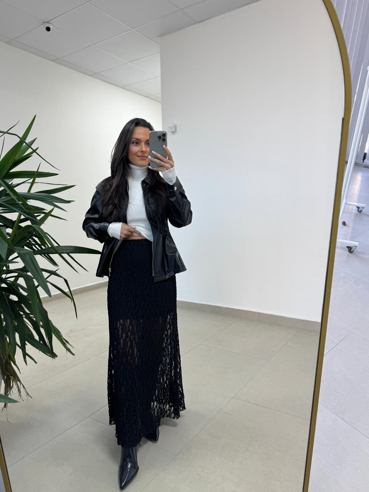 Mz 22757 Dantel Detaylı Siyah Etek