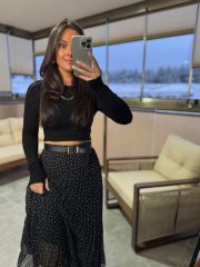 Kr 16049 Siyah Parmak Geçmeli Kısa Crop Body