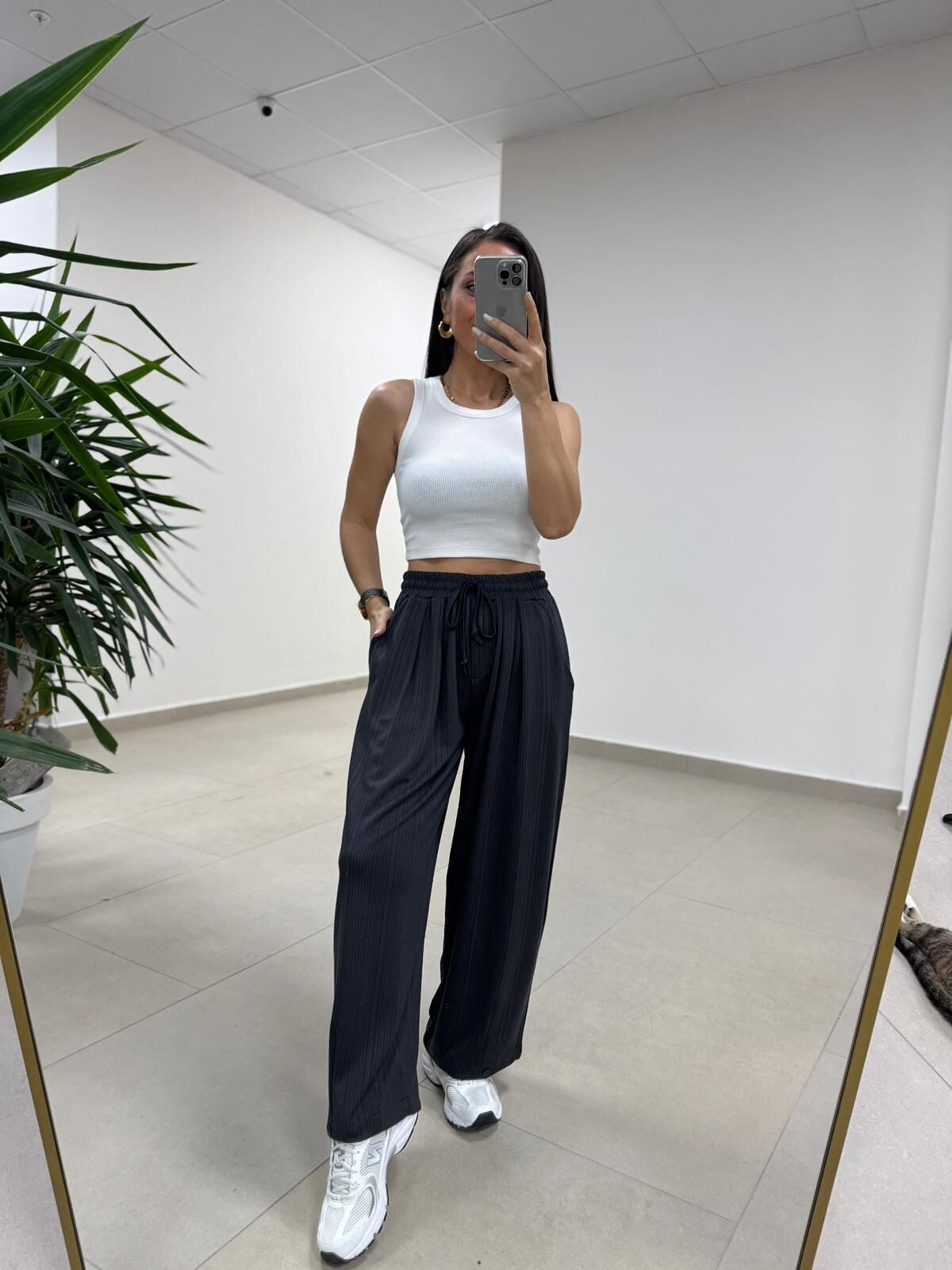 İv 0282 Paça Düğmeli Jakarlı Siyah Pantolon