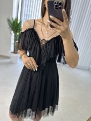 Siyah Tül Detaylı Elbise