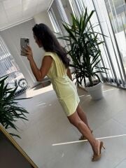 My 3794 Omuz Pile Detaylı Sarı Taşlı Elbise