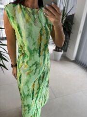 Bb 28866 Yeşil Batik Omuz Vatkalı Elbise