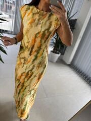 Bb 28866 Sarı Batik Omuz Vatkalı Elbise