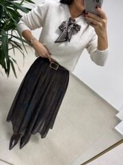 Mz 22751 Fularlı Ekru Kazak