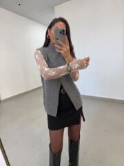 Po 2825 Asimetrik Kesim Gri Triko Süveter & EkruDantel Bluz İkili Gri Takım