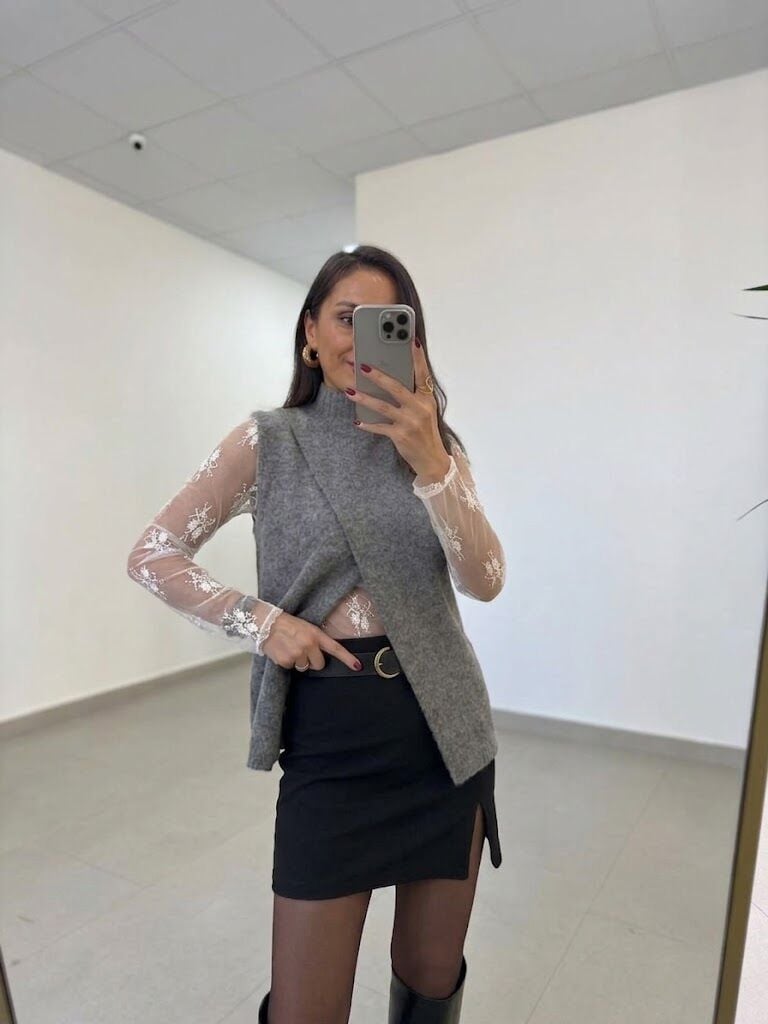 Po 2825 Asimetrik Kesim Gri Triko Süveter & EkruDantel Bluz İkili Gri Takım