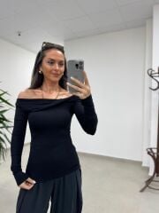 İv 25252 Madonna Yaka Düğüm Detaylı Siyah Bluz