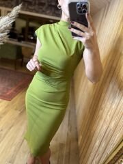 Crep drapeli yeşil kalem elbise