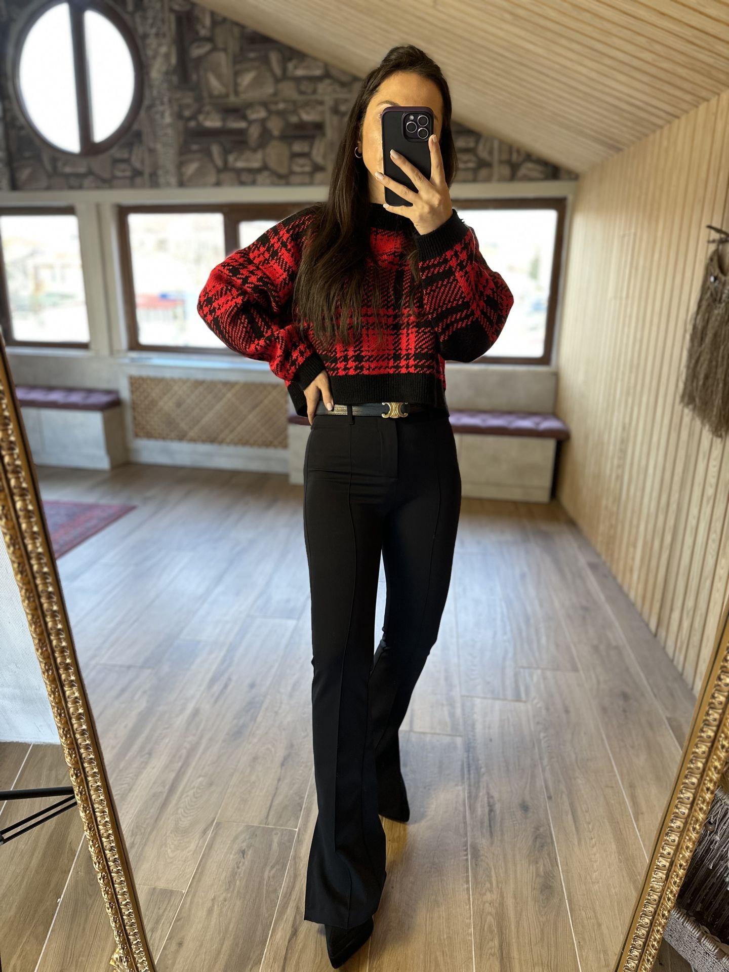Brsk yırtmaçlı kumaş pantolon