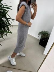 Bb 28294 Omuz Vatkalı Gri Yumoş Elbise