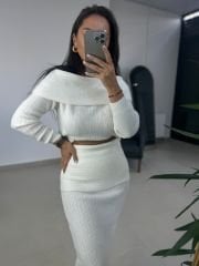 Bh Ekru Madonna Yaka Etekli Triko Takım