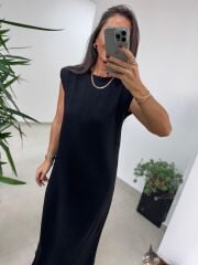 Bb 28294 Omuz Vatkalı Siyah Yumoş Elbise