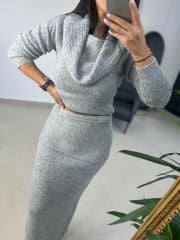 Bh Gri Madonna Yaka Etekli Triko Takım