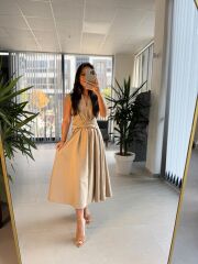 Bb 28783 Vizon V Yaka Çizgili Kuşaklı Elbise