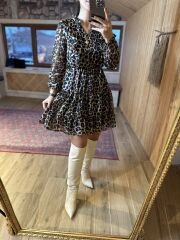 Ms Leo Batik-Chiffonkleid