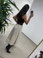 Np 1000 A.Kahve Marka Model Kemerli Elbise