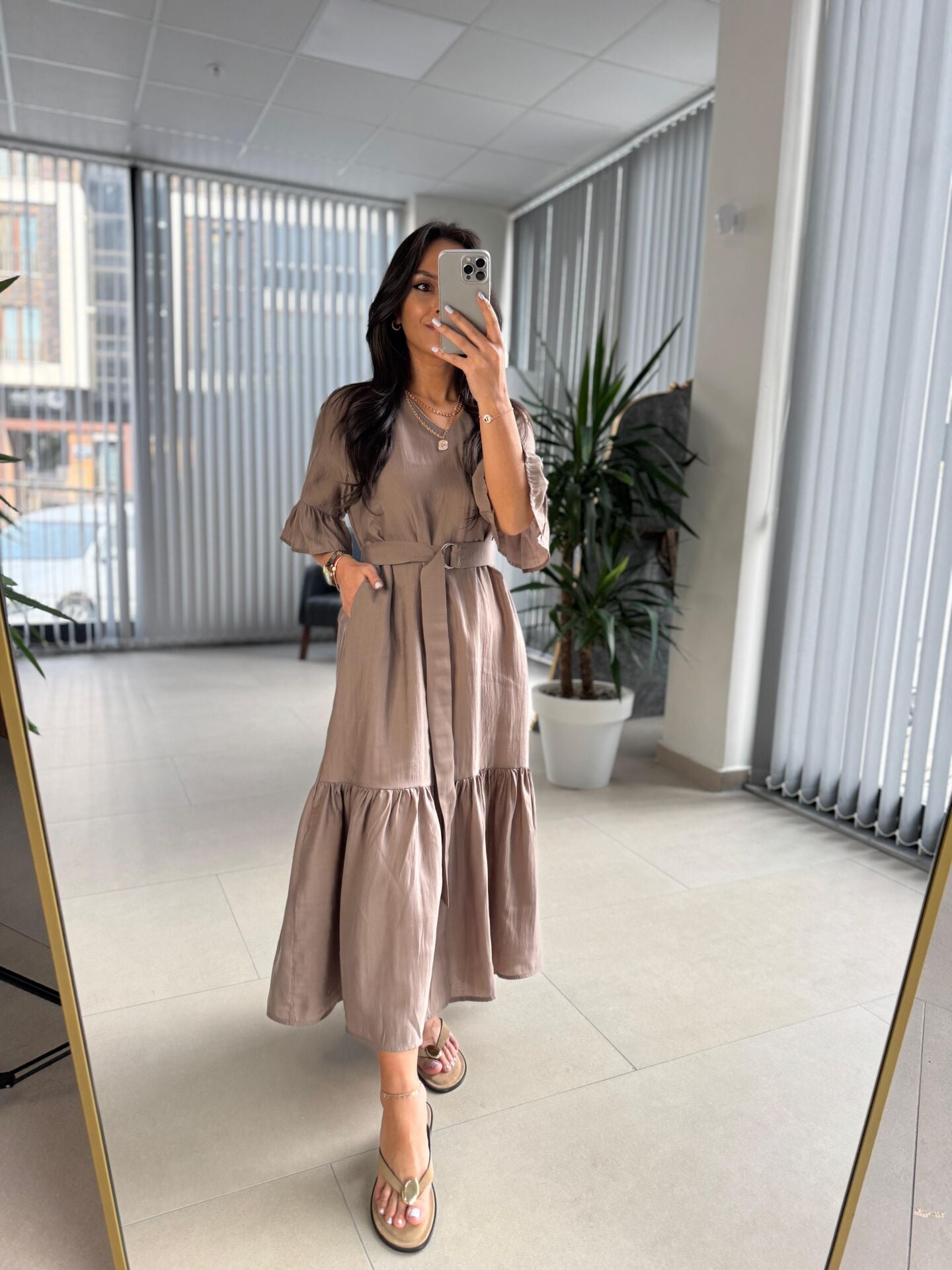 Dr 8406 Tasarım Kol Fırfırlı Vizon Tensel Elbise