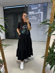 Dr 2583 Yüz Nakışlı Siyah Elbise