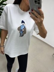 Ml 54738 Bisiklet Yaka İndigo Geçişli Figürlü Beyaz Tişört