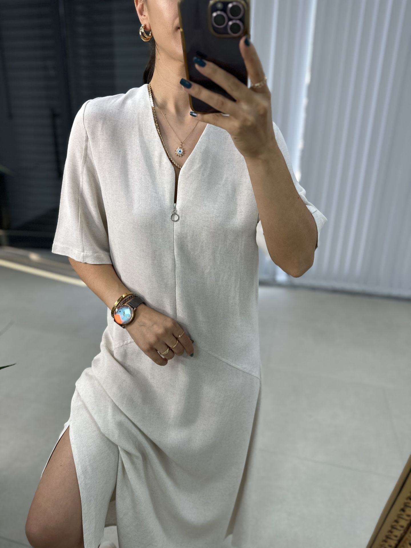 Damen Kleid aus Baumwollleinen mit V-Ausschnitt und Reißverschluss in Steinoptik